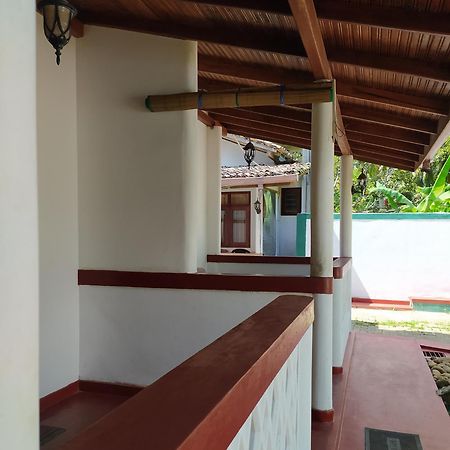 River Side Holiday Inn Weligama Zewnętrze zdjęcie